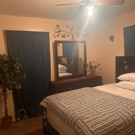 Peachy Sunset Hostel Талахаси Екстериор снимка